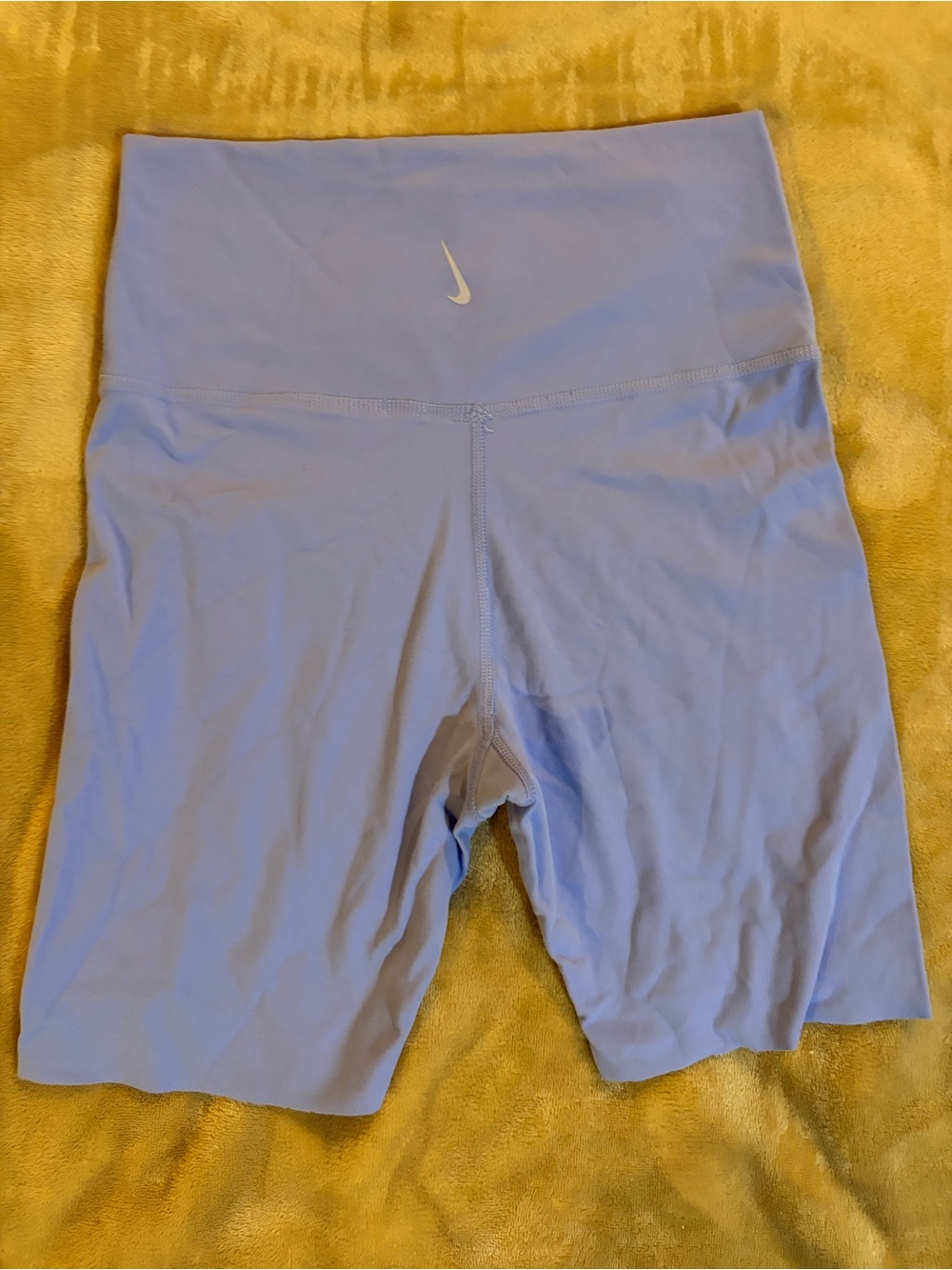 Yoga Nike women's high-waist shorts